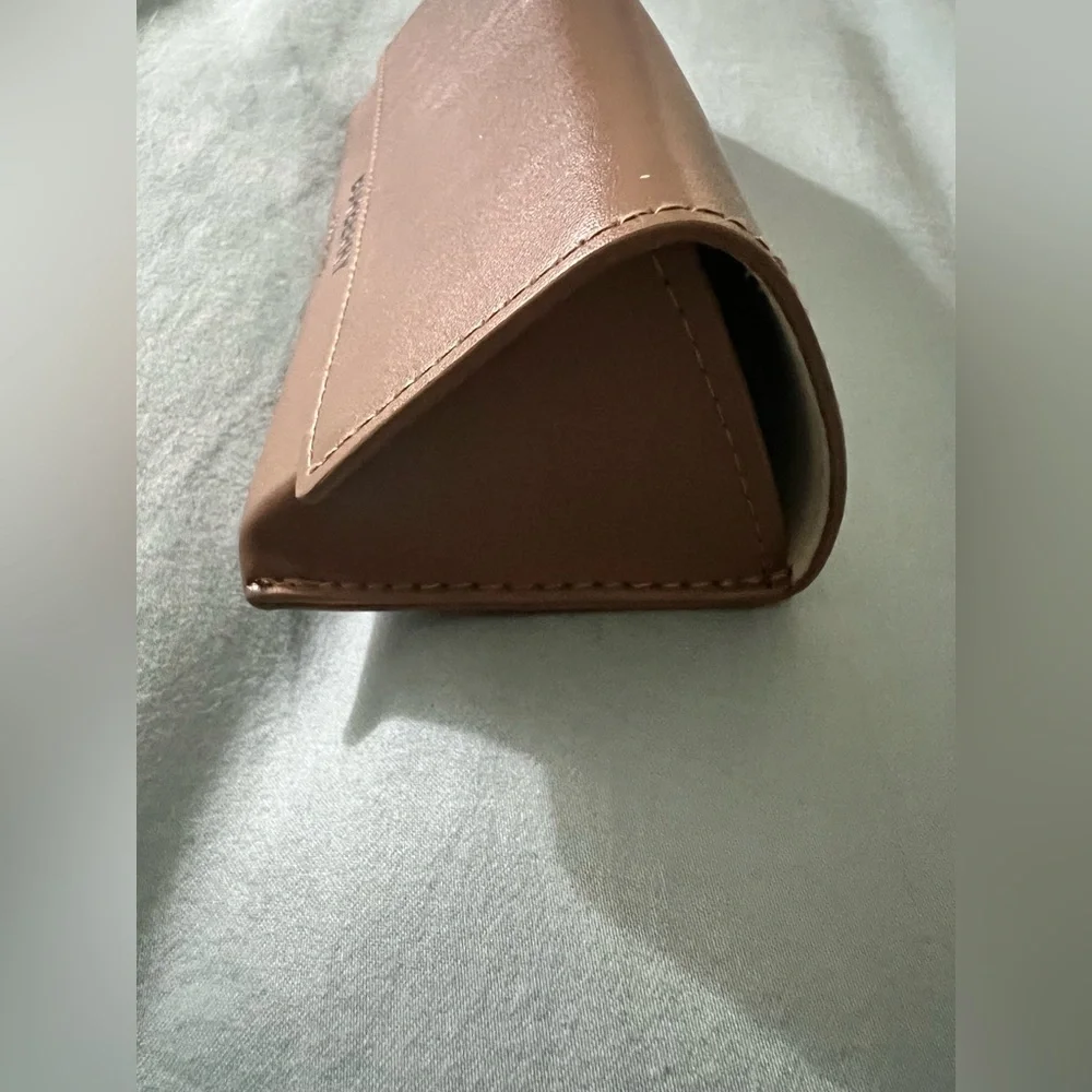 Burberry London England Eyeglasses Case - Picture 4 of 9